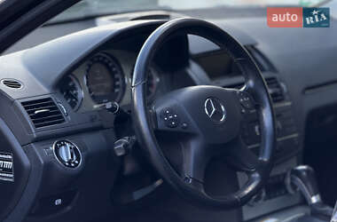 Универсал Mercedes-Benz C-Class 2009 в 