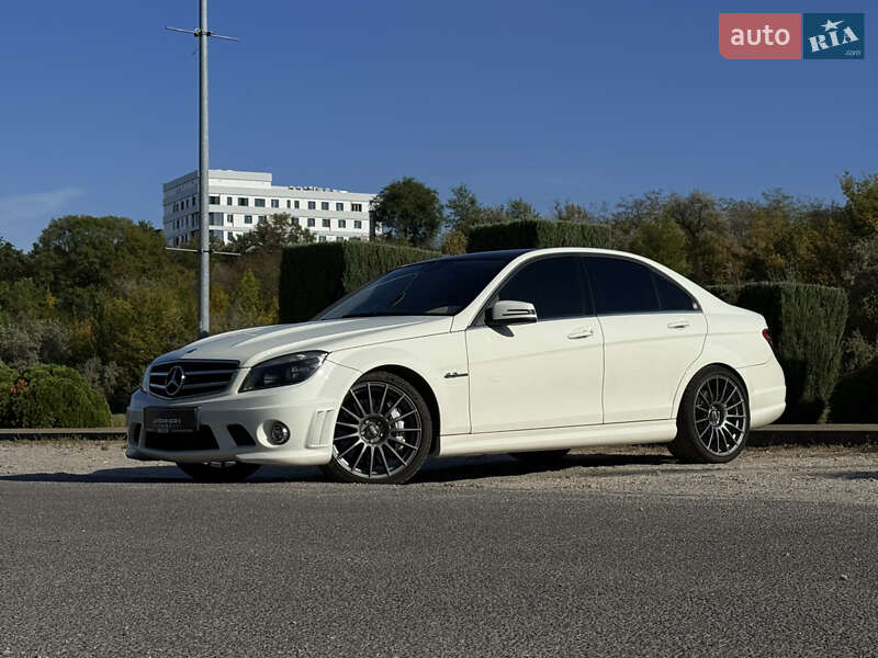 Mercedes-Benz C-Class 2008
