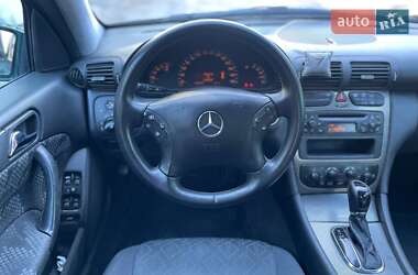 Седан Mercedes-Benz C-Class 2003 в 