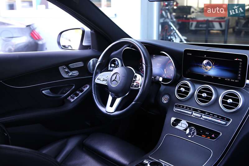 Седан Mercedes-Benz C-Class 2019 в Києві