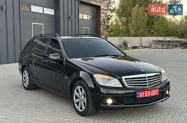 Универсал Mercedes-Benz C-Class 2011 в 