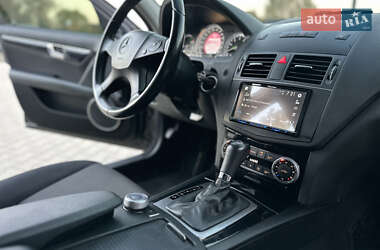 Универсал Mercedes-Benz C-Class 2011 в 