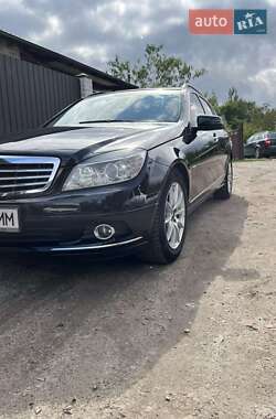 Универсал Mercedes-Benz C-Class 2010 в 
