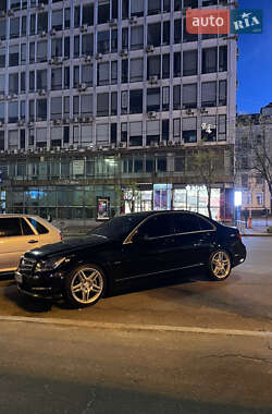Седан Mercedes-Benz C-Class 2011 в 