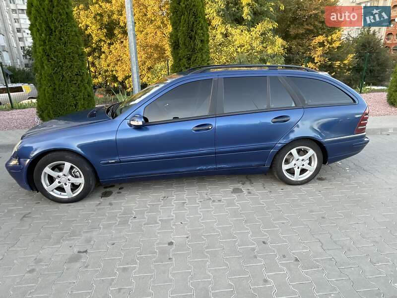 Универсал Mercedes-Benz C-Class 2001 в Житомире