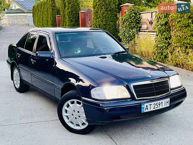 Седан Mercedes-Benz C-Class 1997 в Ивано-Франковске