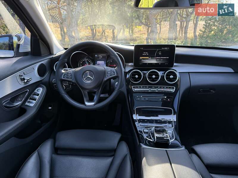 Седан Mercedes-Benz C-Class 2016 в Дніпрі