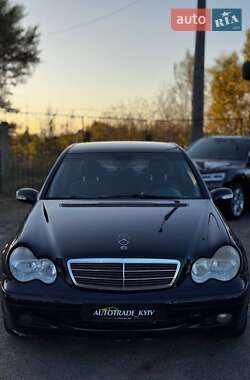 Седан Mercedes-Benz C-Class 2002 в 