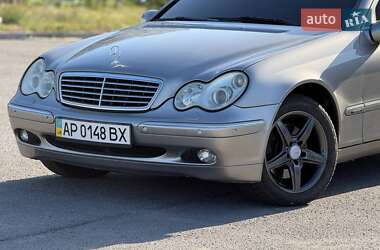 Седан Mercedes-Benz C-Class 2004 в 