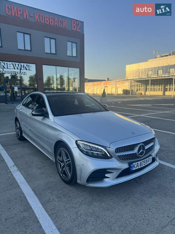 Седан Mercedes-Benz C-Class 2019 в Києві