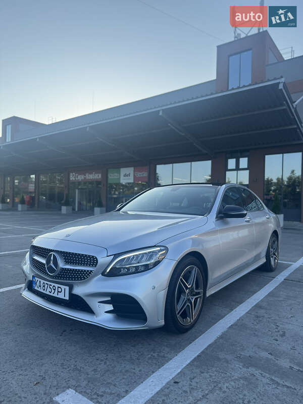 Седан Mercedes-Benz C-Class 2019 в Києві