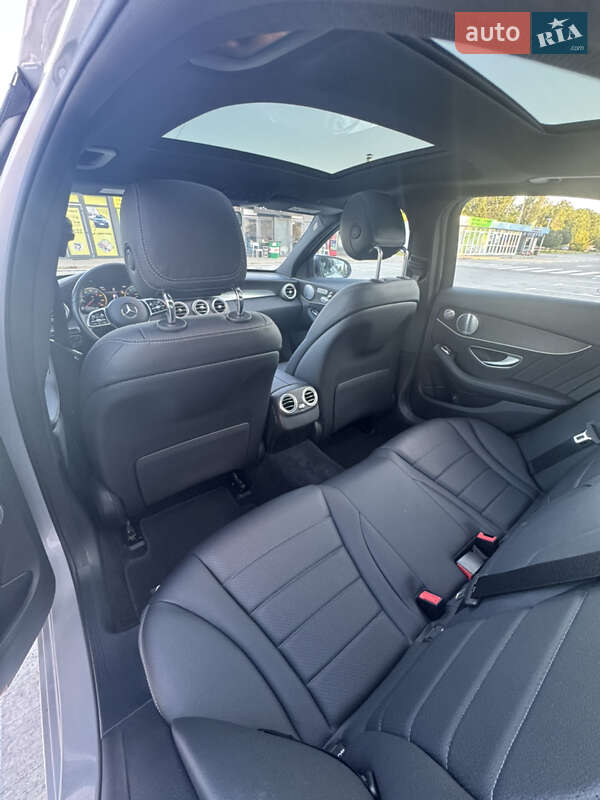 Седан Mercedes-Benz C-Class 2019 в Києві
