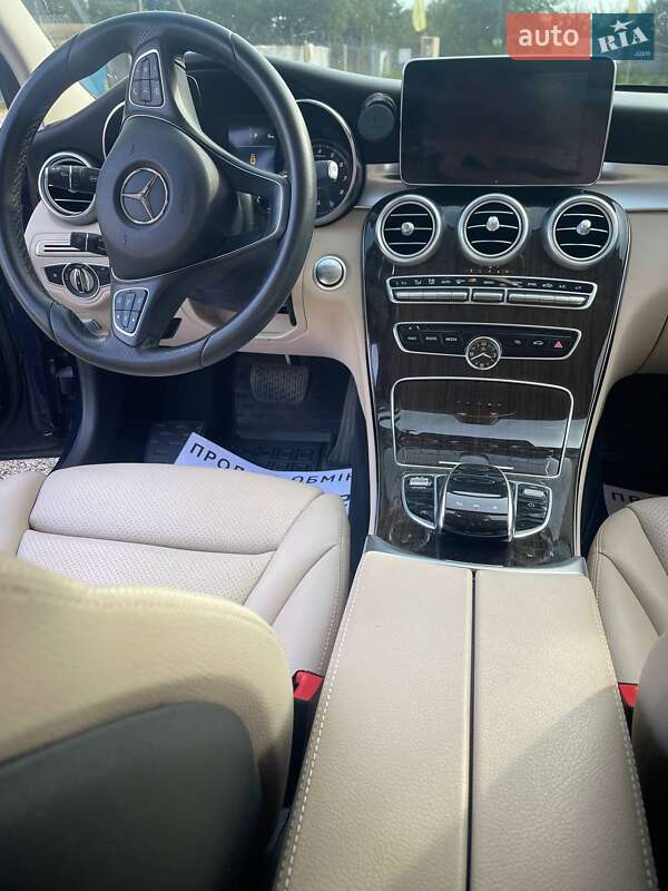 Седан Mercedes-Benz C-Class 2018 в Ужгороде