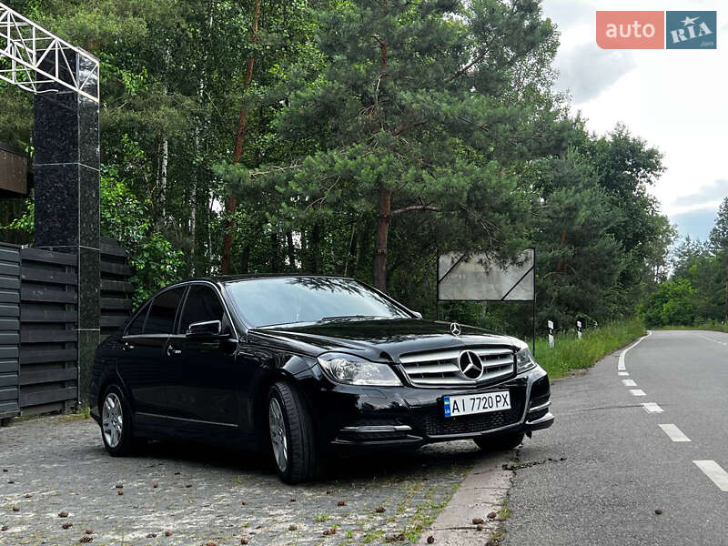 Седан Mercedes-Benz C-Class 2013 в Бучі