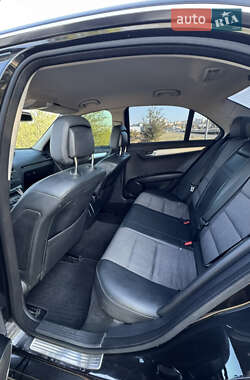 Седан Mercedes-Benz C-Class 2008 в 