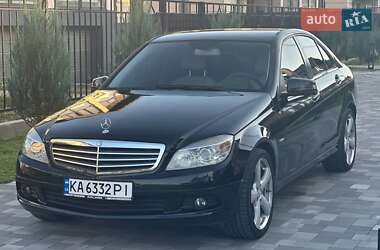 Седан Mercedes-Benz C-Class 2010 в 