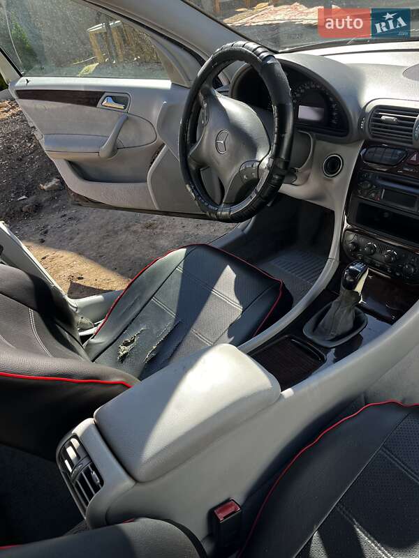 Седан Mercedes-Benz C-Class 2000 в Тетиеве