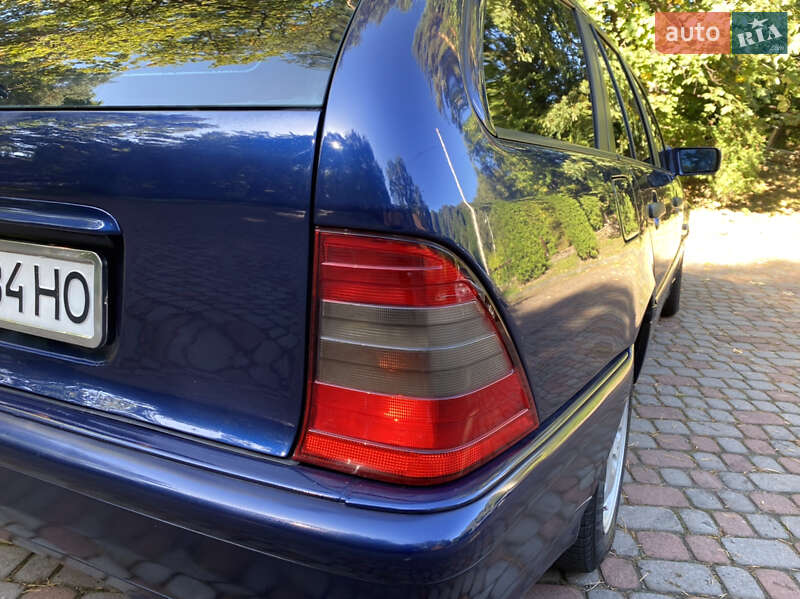 Универсал Mercedes-Benz C-Class 2000 в Дрогобыче