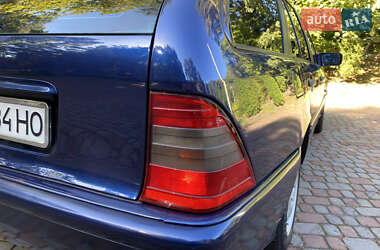 Универсал Mercedes-Benz C-Class 2000 в 