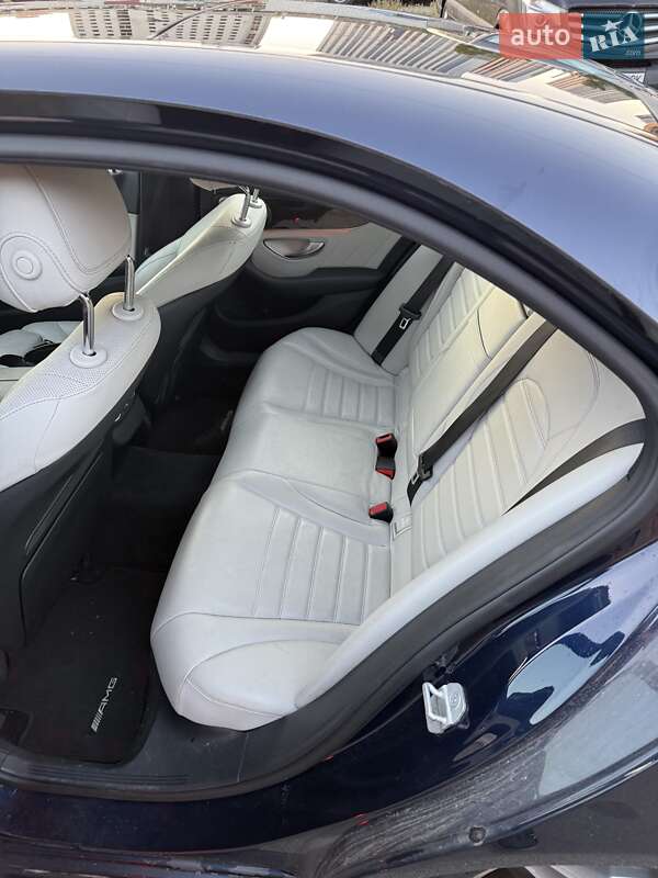 Седан Mercedes-Benz C-Class 2015 в Киеве