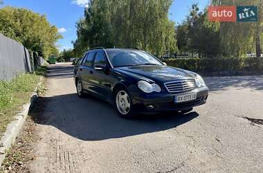 Универсал Mercedes-Benz C-Class 2004 в Житомире