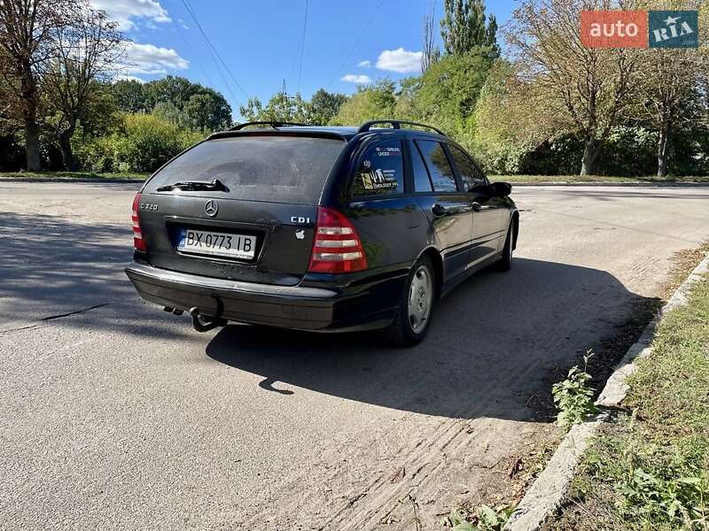 Універсал Mercedes-Benz C-Class 2004 в Житомирі
