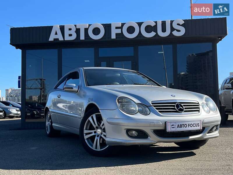 Mercedes-Benz C-Class 2004