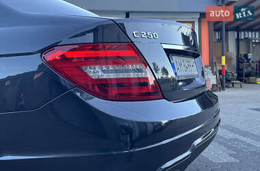 Седан Mercedes-Benz C-Class 2012 в 