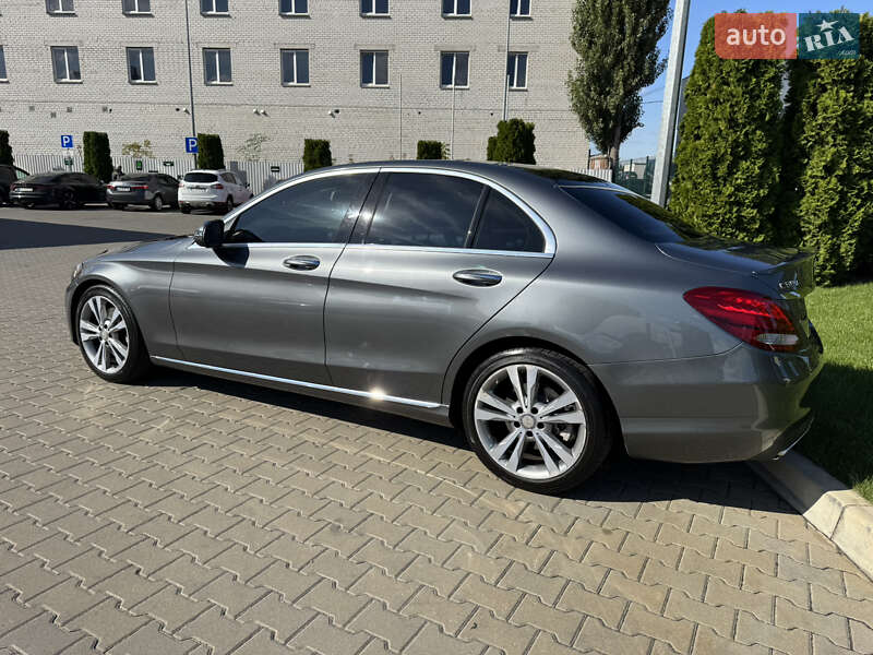 Седан Mercedes-Benz C-Class 2016 в Киеве