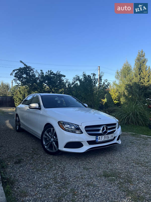 Седан Mercedes-Benz C-Class 2016 в Косові