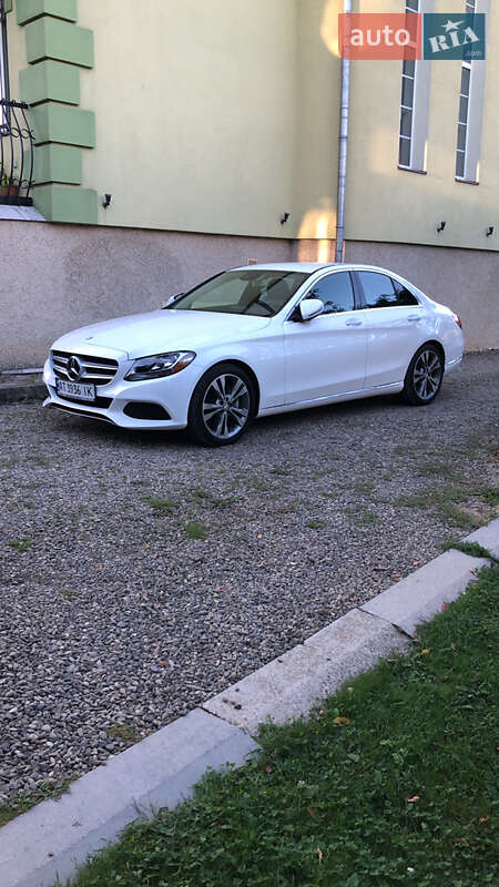 Седан Mercedes-Benz C-Class 2016 в Косові