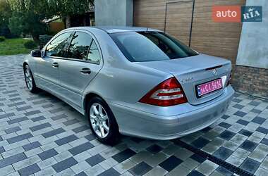Седан Mercedes-Benz C-Class 2007 в 