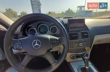Універсал Mercedes-Benz C-Class 2012 в 
