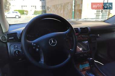 Седан Mercedes-Benz C-Class 2001 в 
