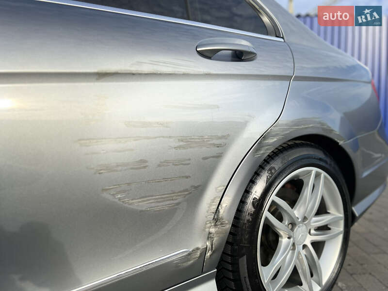 Седан Mercedes-Benz C-Class 2011 в Ивано-Франковске