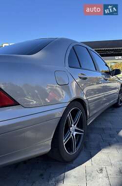 Седан Mercedes-Benz C-Class 2007 в 