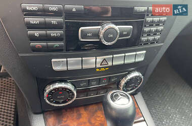 Седан Mercedes-Benz C-Class 2011 в 