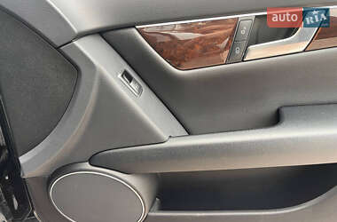 Седан Mercedes-Benz C-Class 2011 в 