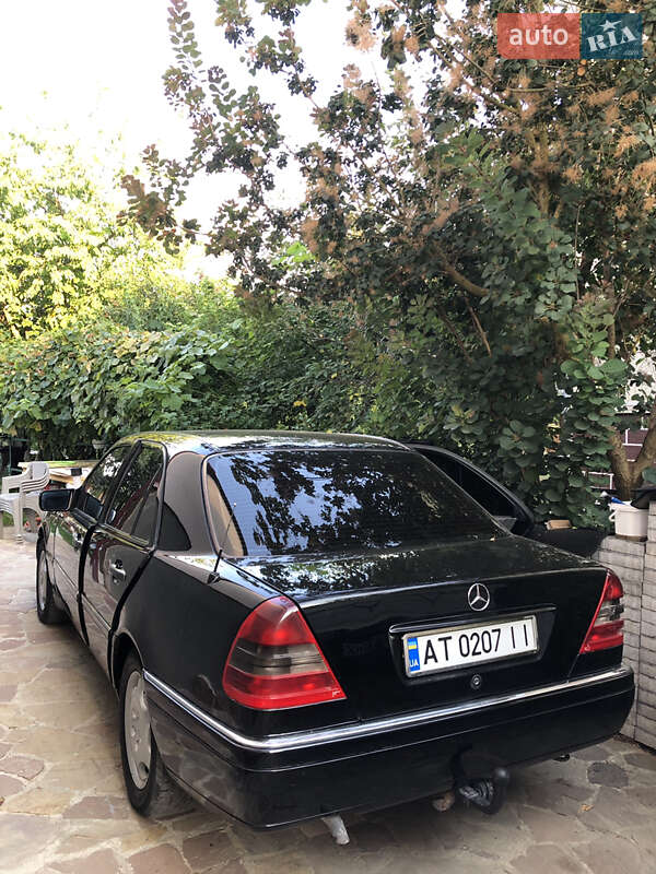 Седан Mercedes-Benz C-Class 1995 в Ивано-Франковске