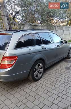 Универсал Mercedes-Benz C-Class 2010 в Львове