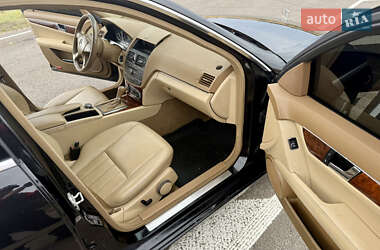 Седан Mercedes-Benz C-Class 2008 в 