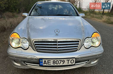 Седан Mercedes-Benz C-Class 2004 в 