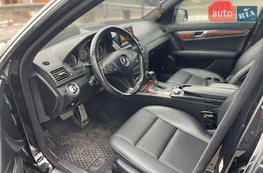 Седан Mercedes-Benz C-Class 2010 в 