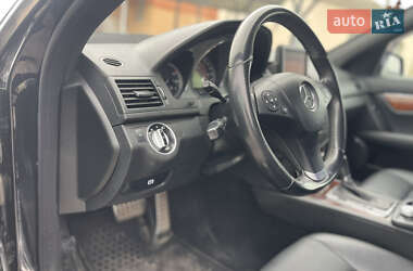 Седан Mercedes-Benz C-Class 2010 в 