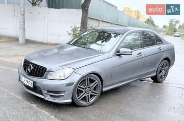 Седан Mercedes-Benz C-Class 2011 в Киеве