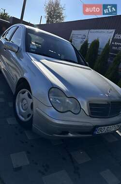 Седан Mercedes-Benz C-Class 2002 в Бучачі