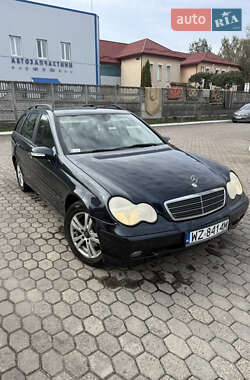 Универсал Mercedes-Benz C-Class 2004 в 