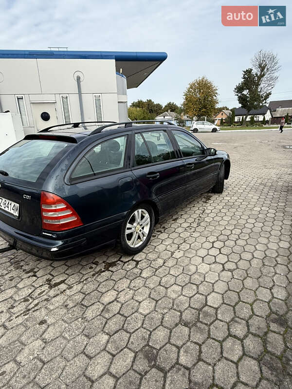 Универсал Mercedes-Benz C-Class 2004 в Костополе