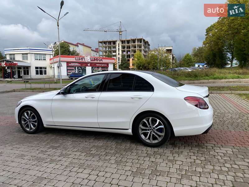 Седан Mercedes-Benz C-Class 2016 в Ивано-Франковске