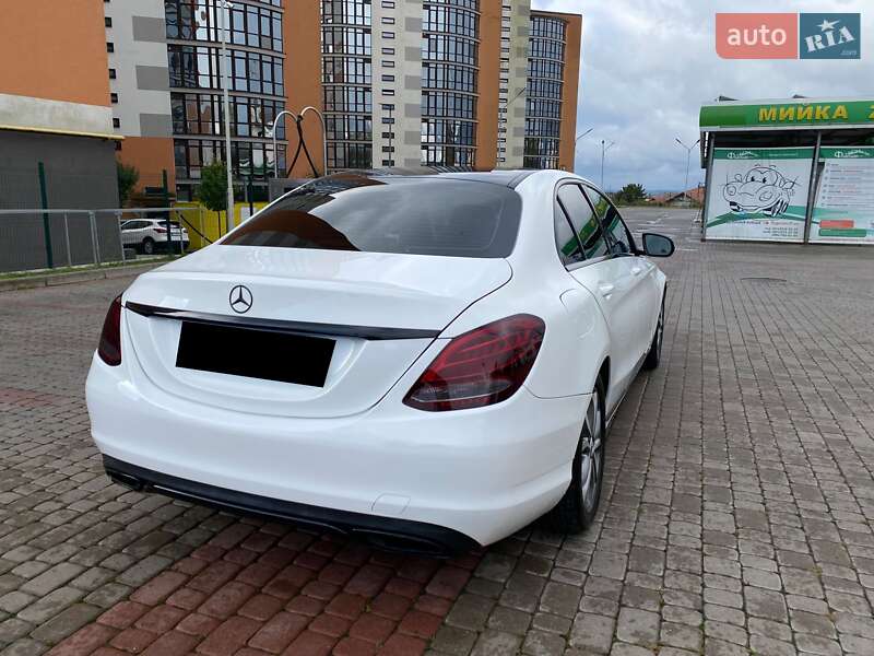 Седан Mercedes-Benz C-Class 2016 в Ивано-Франковске